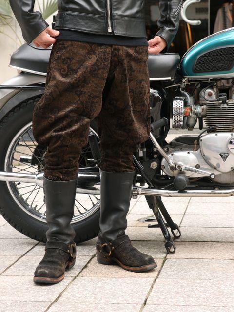 レーシングスタイルに季節感と洒落っ気を