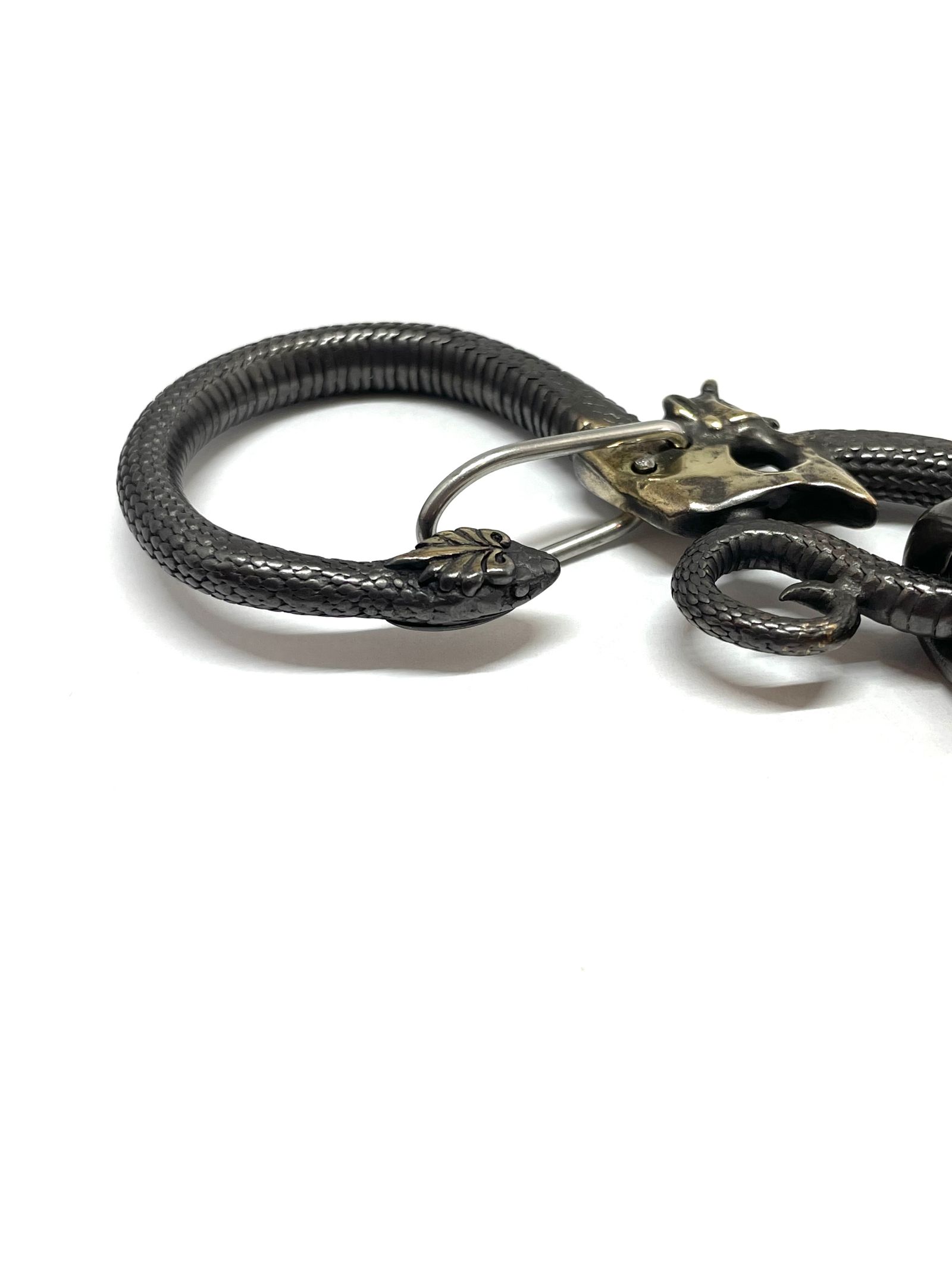 BLACKSNAKE & DEVIL KEYHOLDER(BRASS)