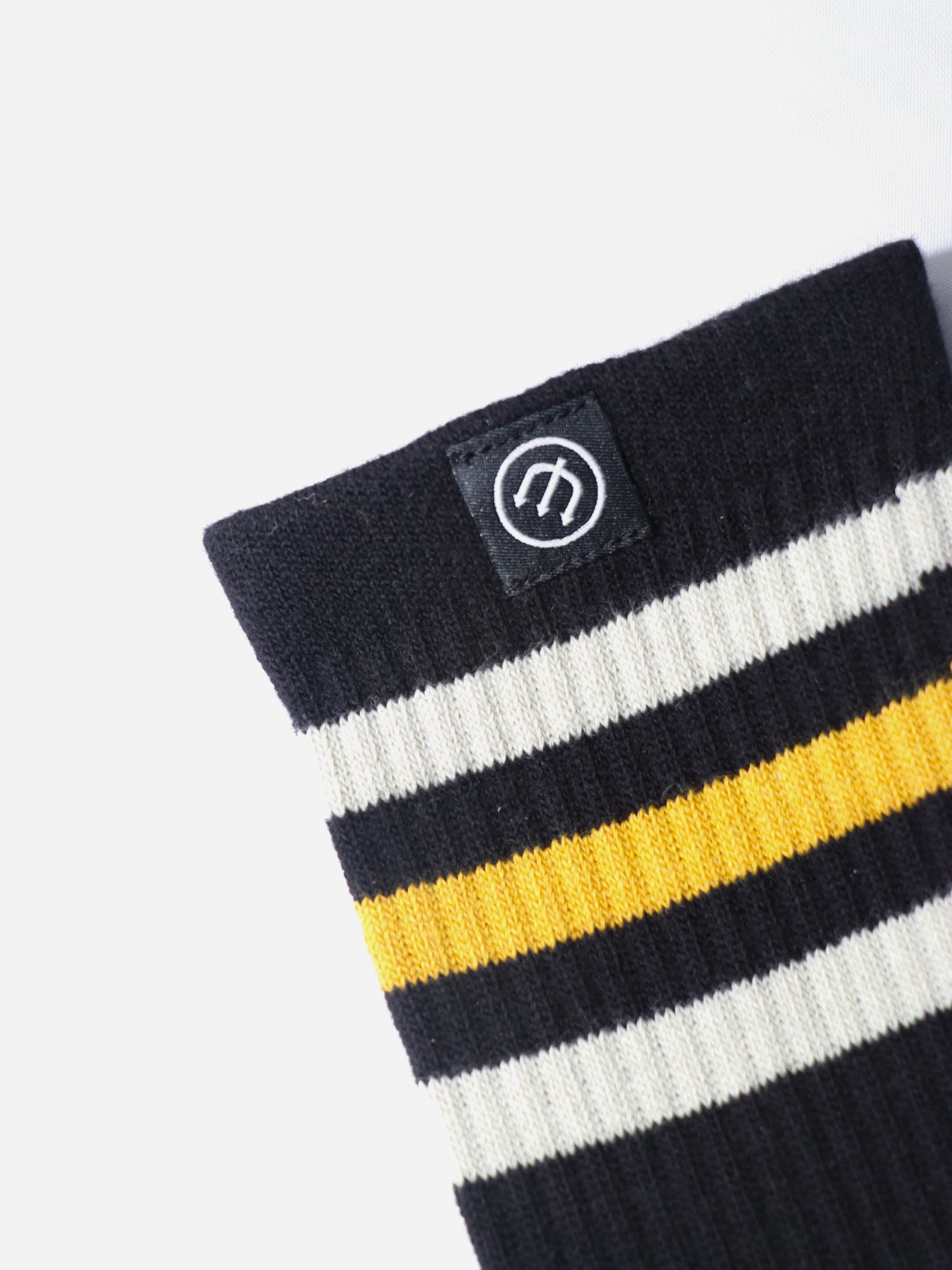 LINE SOX (BLACK)