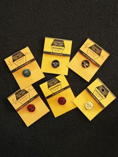 【即日発送可能】"AVIAKIT" BADGE