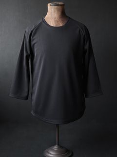 HIGH-SPEC U-NECK SPORTSWEAR