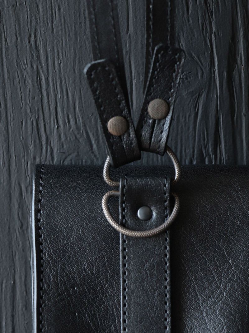 BLACK EYE HANDY BAG (MIDNIGHT BLACK)