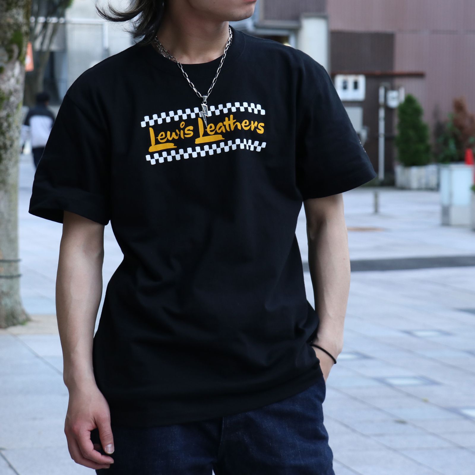 ぴったり製品 レザーtシャツ Tシャツ/カットソー(半袖/袖なし) 【バカ