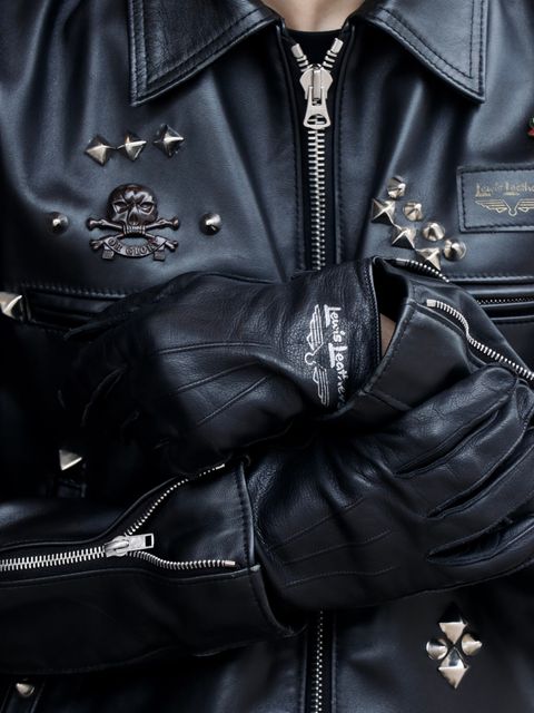 BOAとPUNKでギャップを作る。冬のシングルライダースタイル