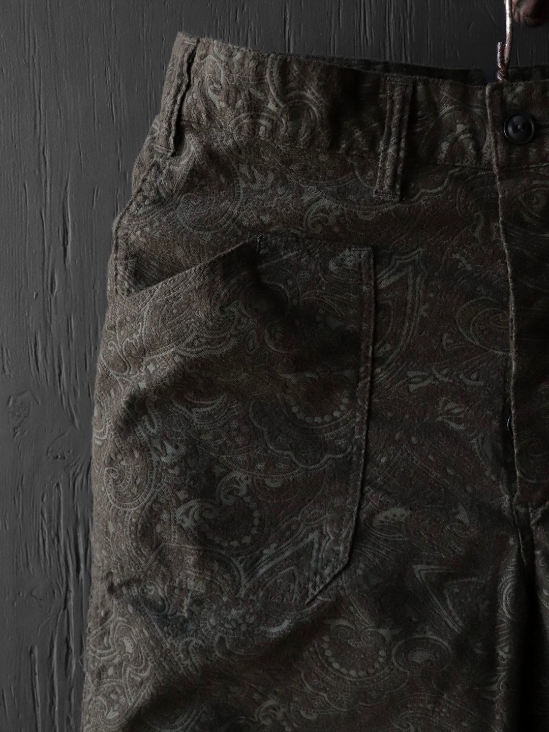 1920s GOTHIC PATTERN BRUSHED VIYELLA MONTGOMERY TROUSERS (SMOKY OLIVE)