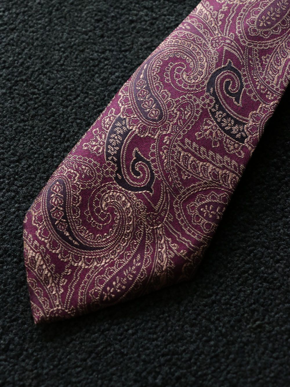 PAISLEY NECK TIE (BURGUNDY)