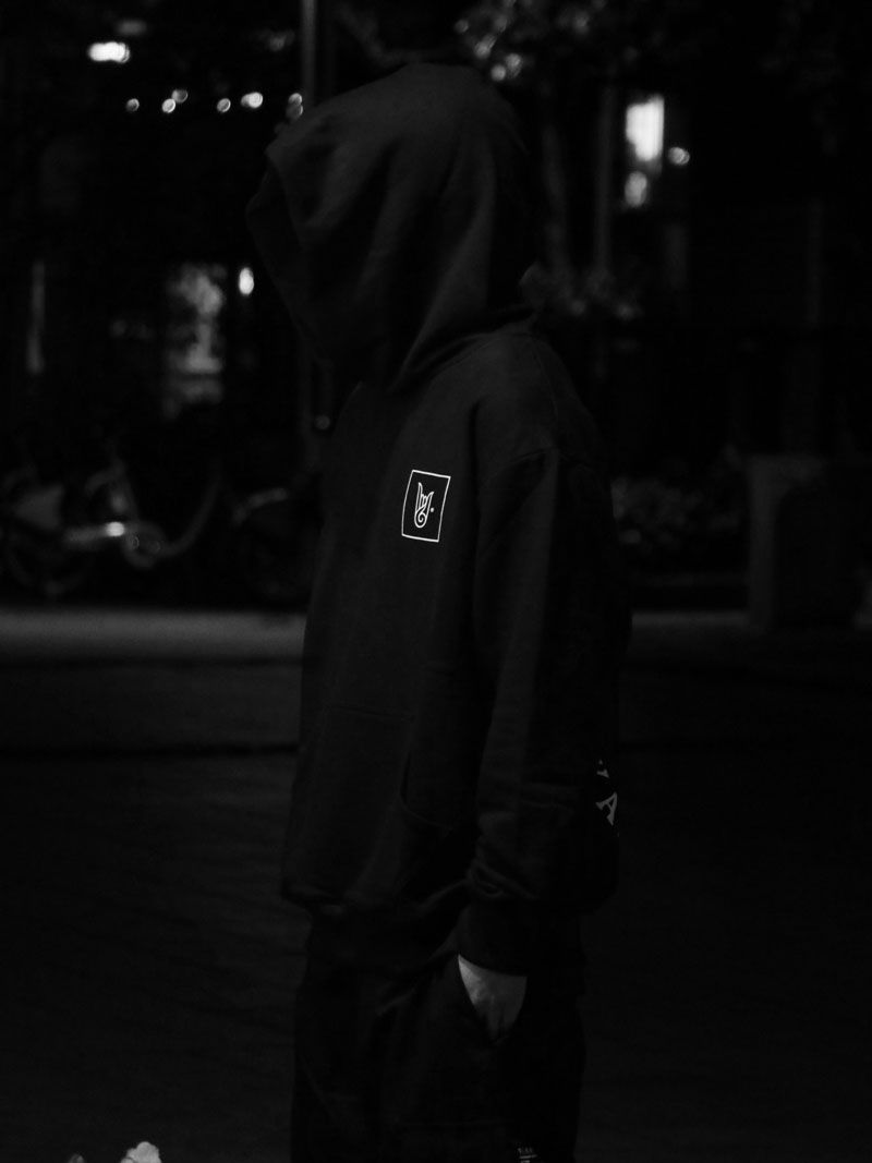 "SKATE BOADING TOKYO 2020" TRIVAL HOODY