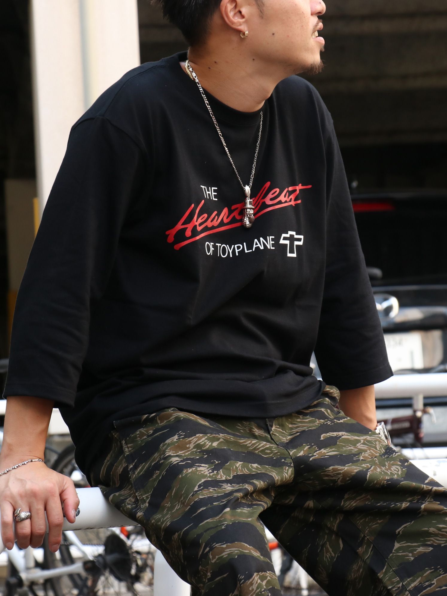 HEART BEAT 3/4 TEE (BLACK)