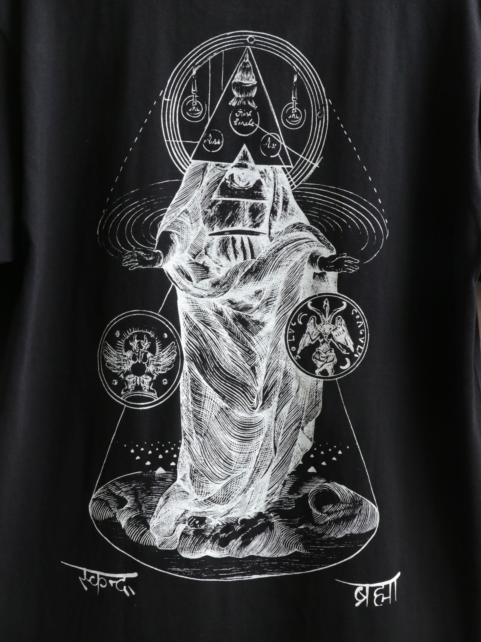 "DARK MATTER" L/S TEE / "DARK MATTER" ロングスリーブTシャツ (ブラック）