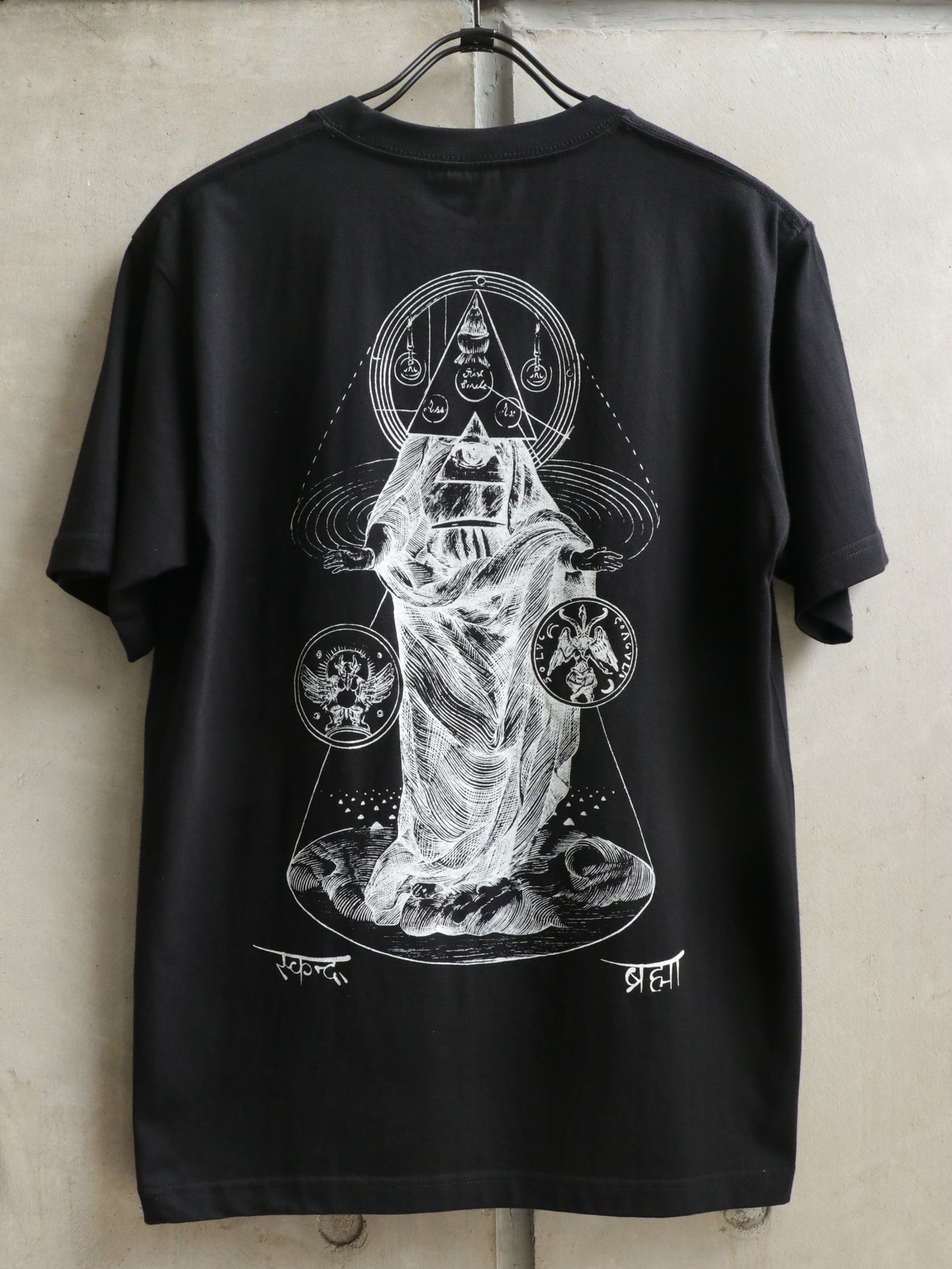 "DARK MATTER" S/S TEE / "DARK MATTER" Tシャツ(ブラック）