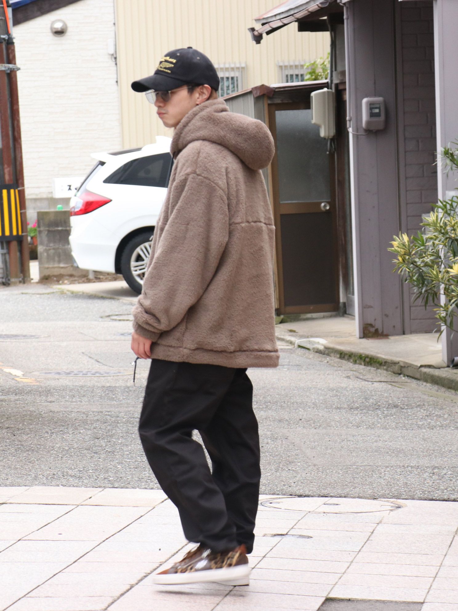 ボアフーディー (ベージュ）/ BOA HOODIE (BEIGE)