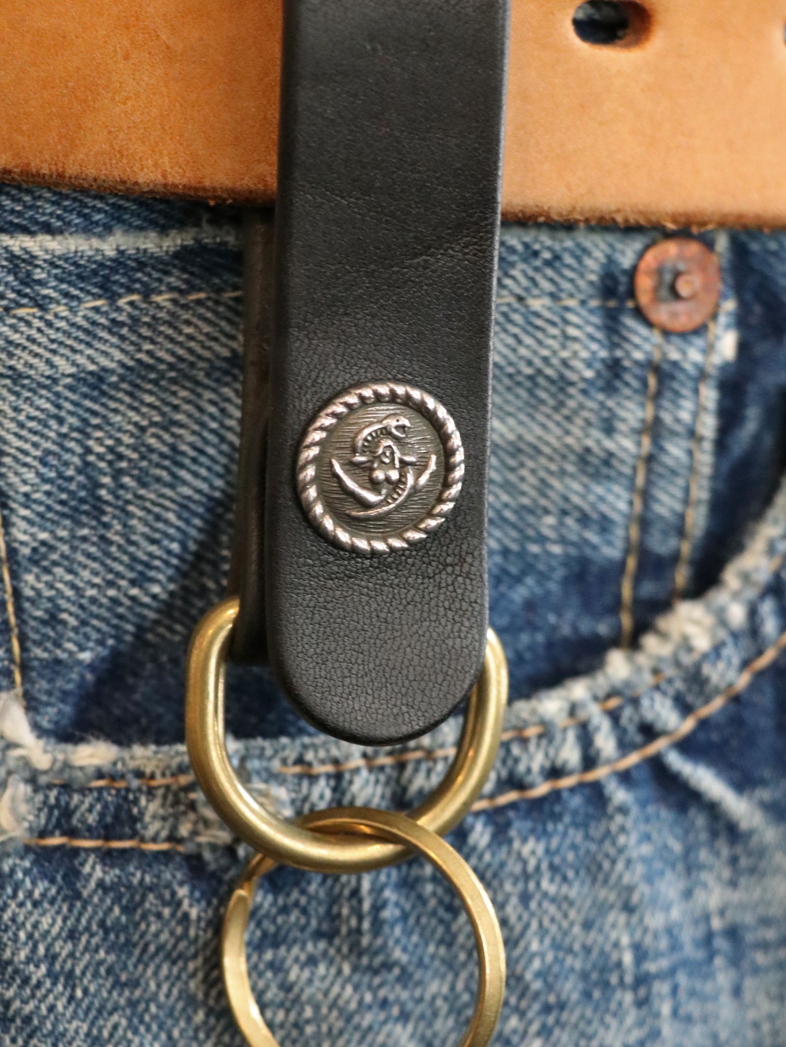【受注オーダー】LVC x SKANDA LEATHER LOOP HOLDER "BLACK"