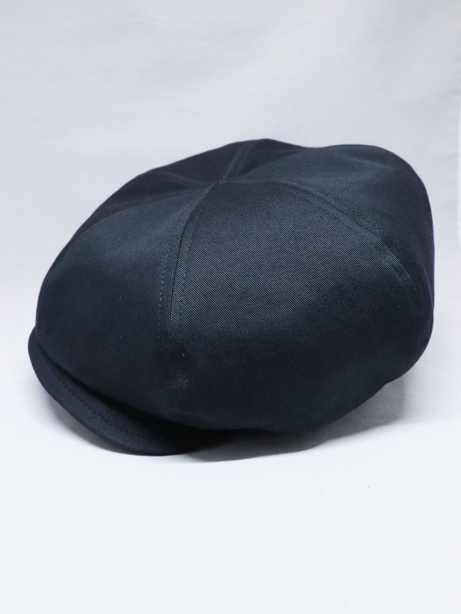 O.L.A.W EMBROIDERY CASQUETTE (CHARCOAL GLAY)