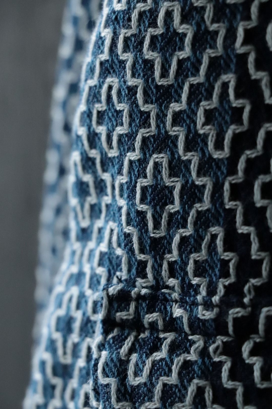 “SASHIKO” INDIGO CROSS NAVAJO SHIRT / INDIGO
