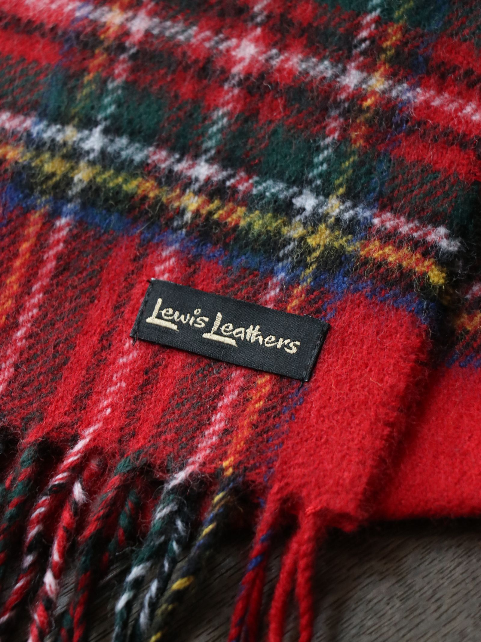 SCOTISH WOOL SCARF - STEWART  ROYAL (RED TARTAN)