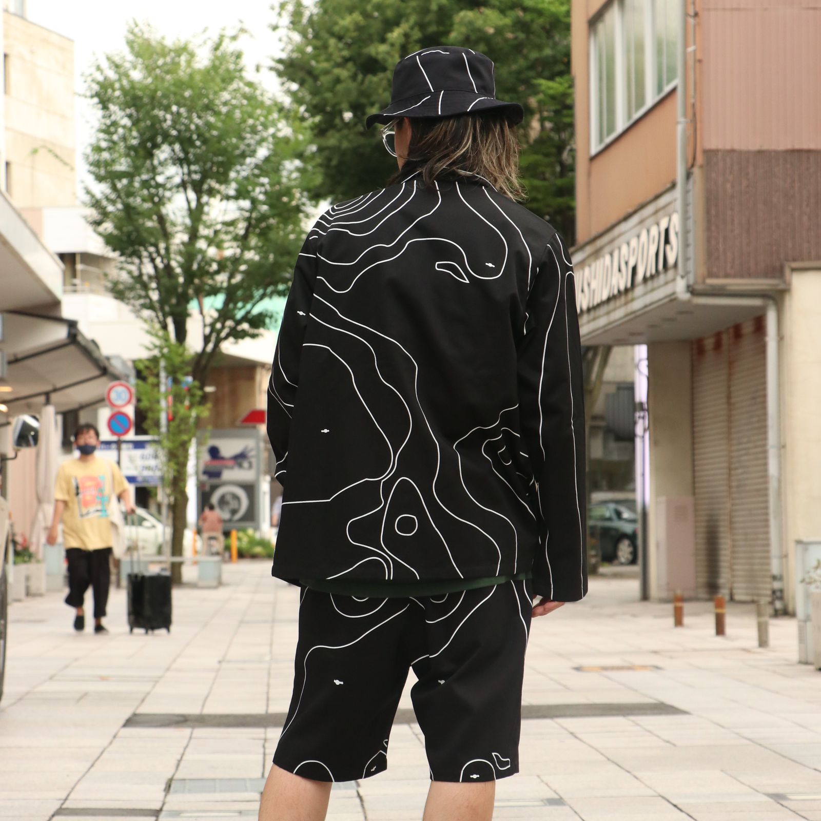 アイソバージャケット / ISOBAR JACKET (BLACK)