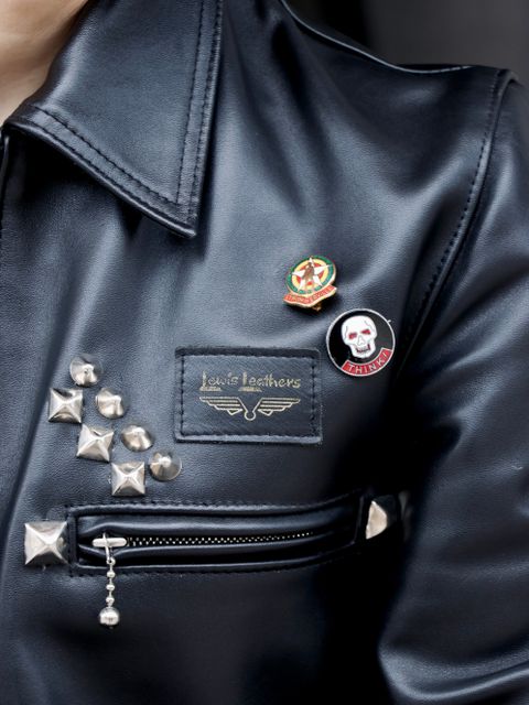BOAとPUNKでギャップを作る。冬のシングルライダースタイル