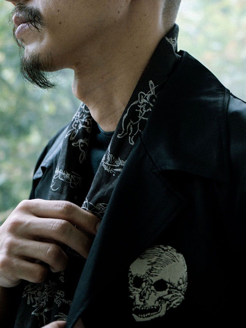 PLAYING ANIMAL” LONG SCARF (MIDNIGHT BLACK)
