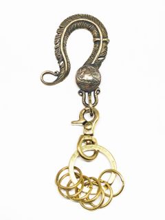 AGUILA MEXICANA FEATHER KEYHOLDER (BRASS)