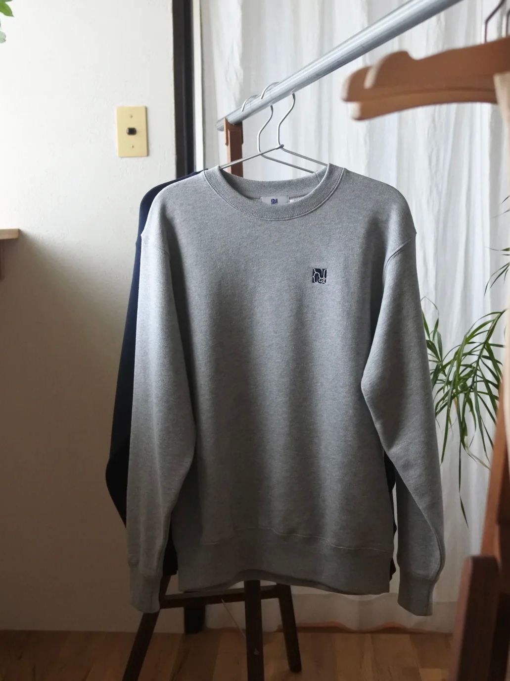 ワンポイント刺繍スウェット/ NIBUTANI WORKS logo / (GRAY)