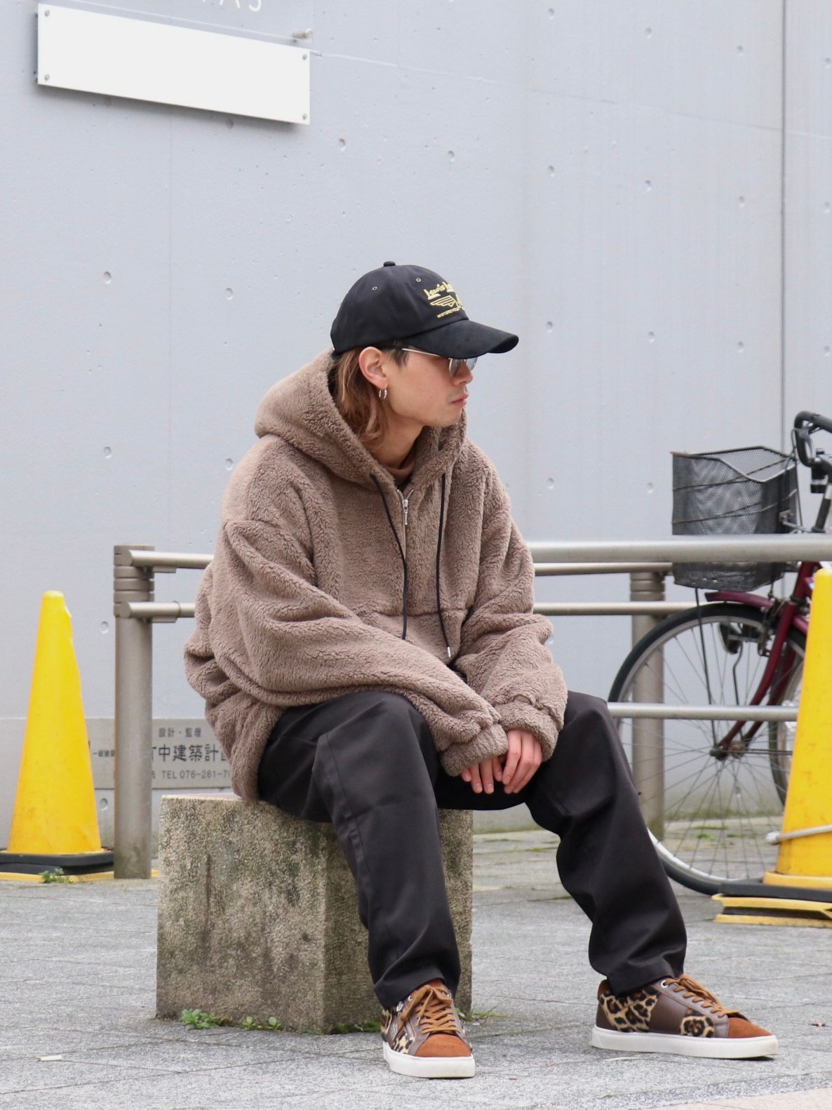 ボアフーディー (ベージュ）/ BOA HOODIE (BEIGE)