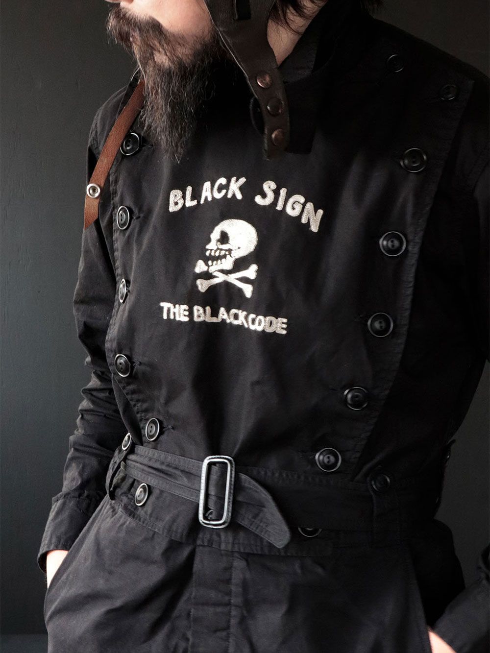 BLACK SIGN - BS AUTOMOBILE SUIT (BLACK) | SKANDA