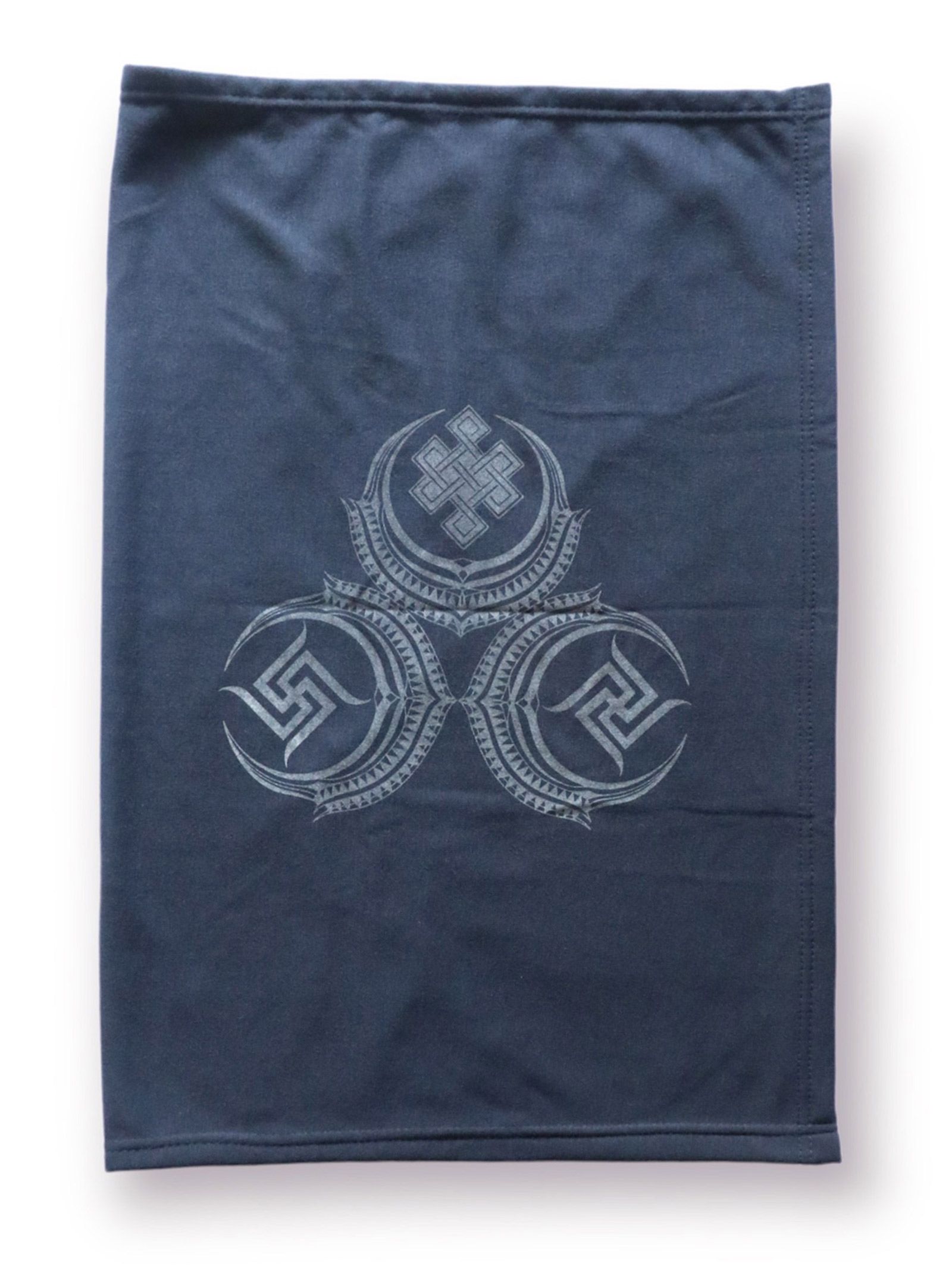 "SOLUA" SMOOTH BLANKET- (SMALL) (BLACK,NAVY,RED)