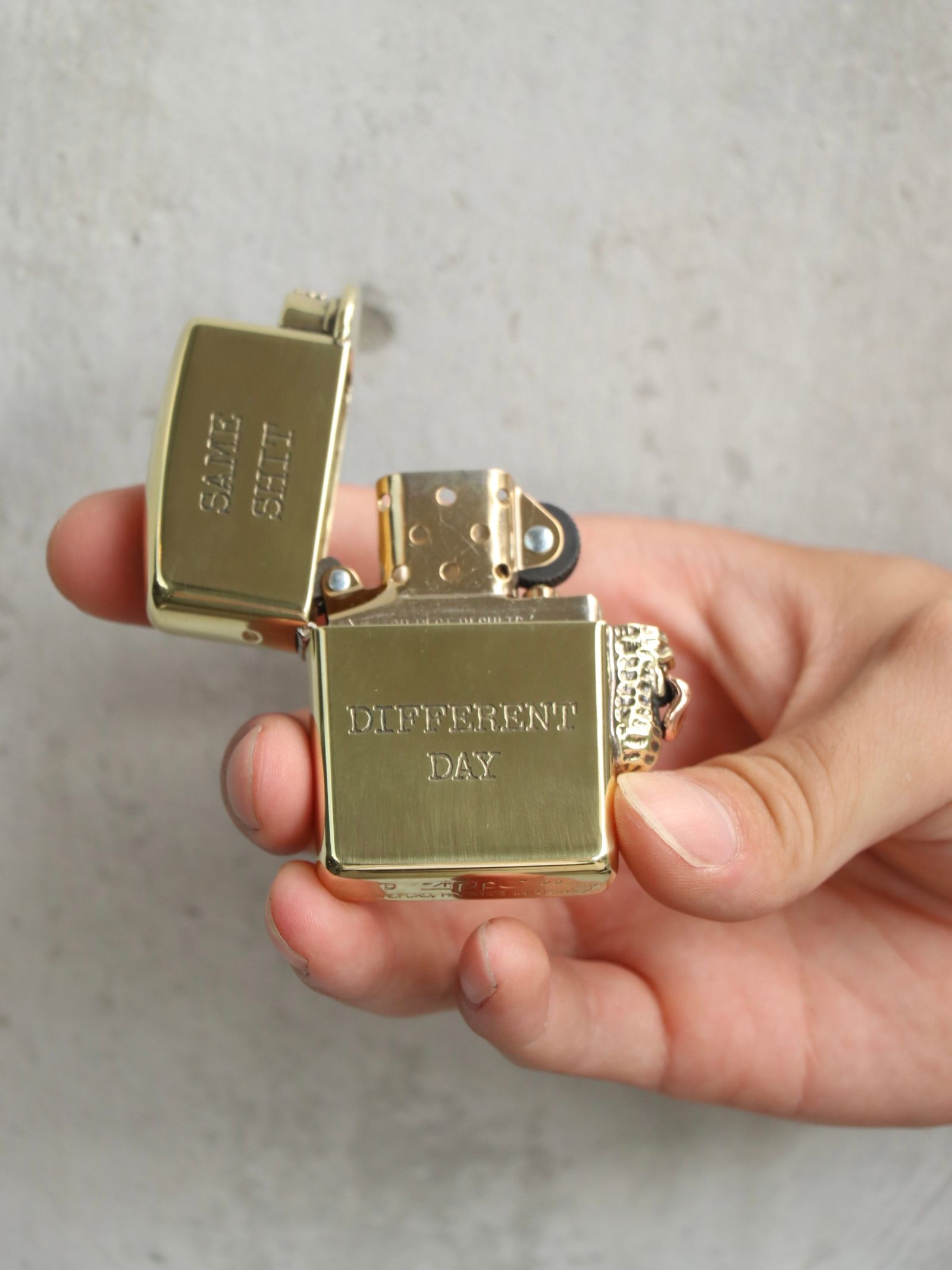 BERO PEANUTS ZIPPO (BRASS)