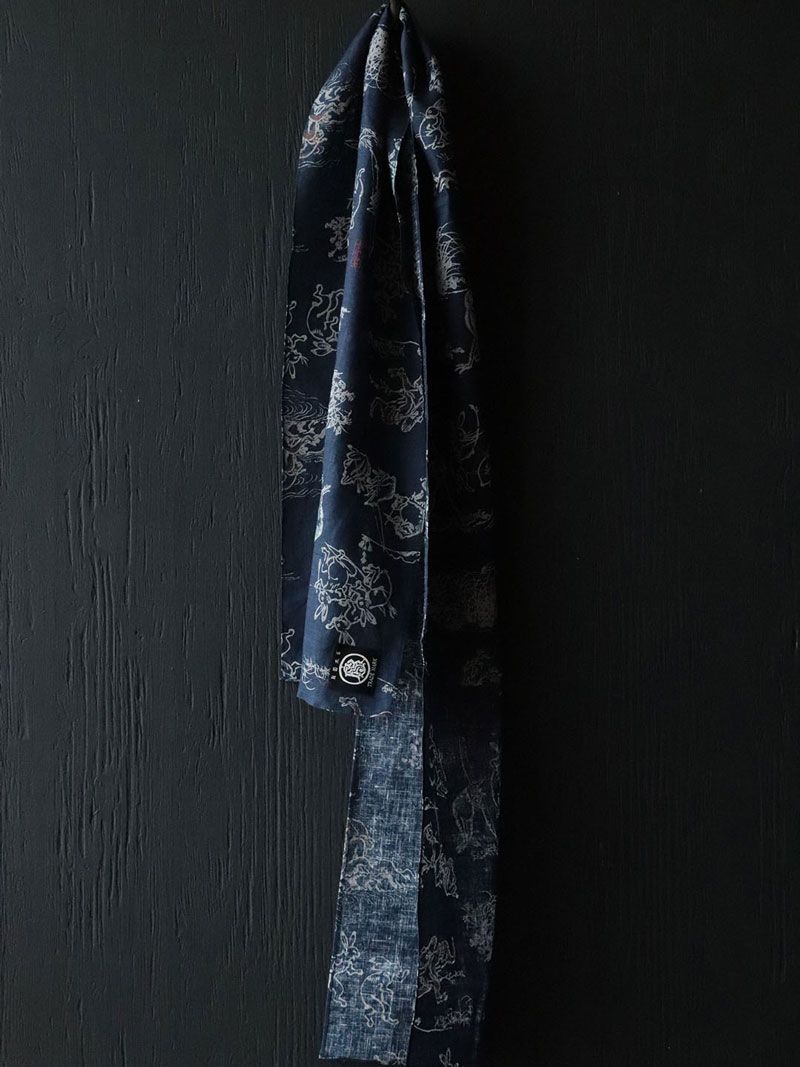 PLAYING ANIMAL” LONG SCARF (MOONLIGHT BLUE)
