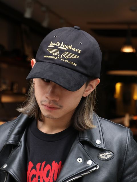 Lewis Leathers オールブラックスタイル