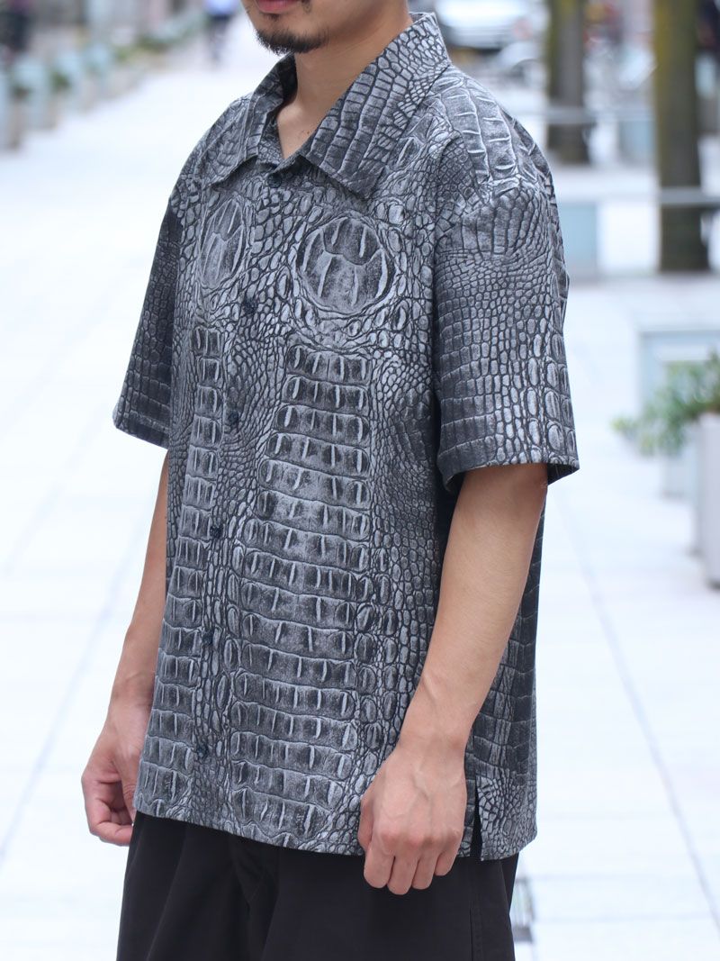 [SKANDA x haru*hano] "CROCODILE SHORT SLEEVE SHIRTS" (GRAY) / クロコダイル 半袖シャツ (グレー))