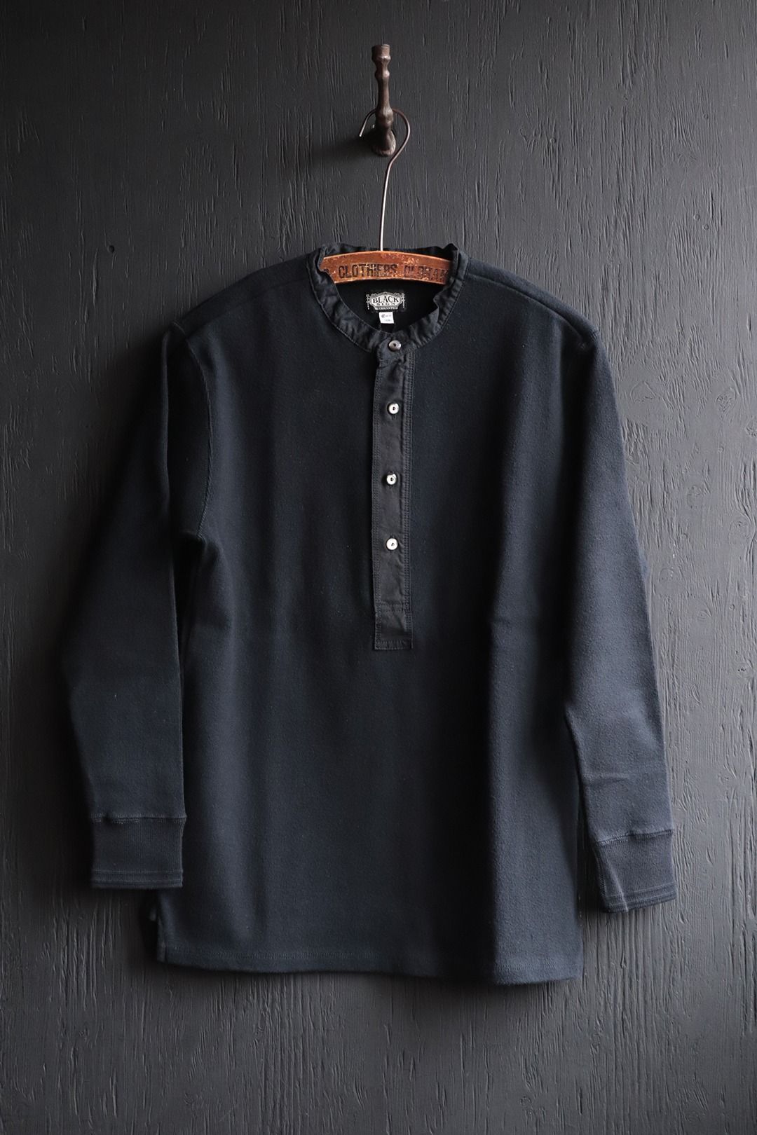 HENLEY NECK AMISH UNDER WEAR (MIDNIGHT BLACK)