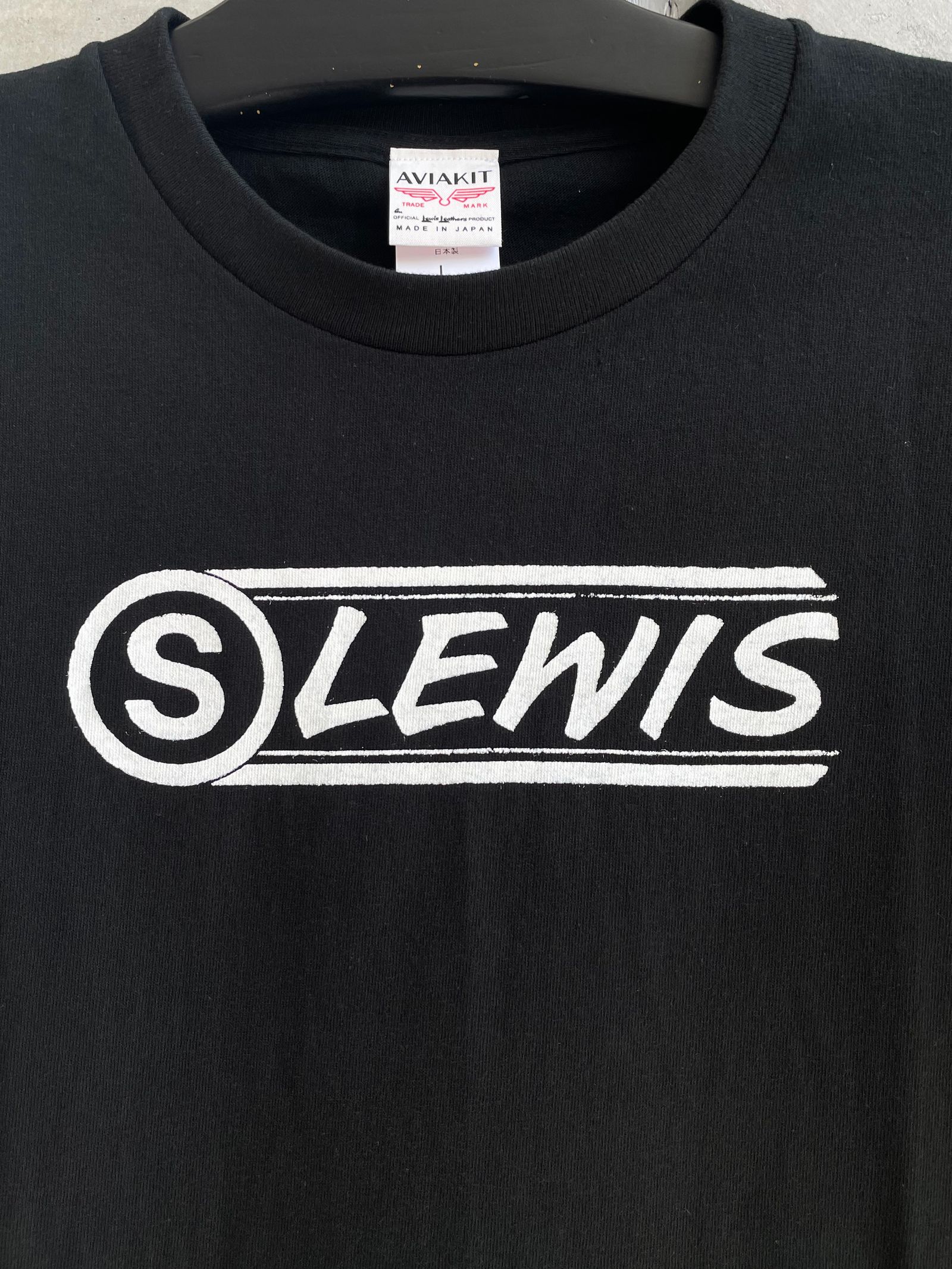 "S LEWIS" T-SHIRT (BLACK)