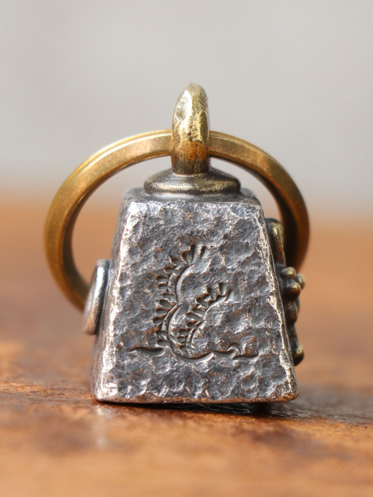 LUCKY BELL ”角” ( Silver925 x Brass) Medium