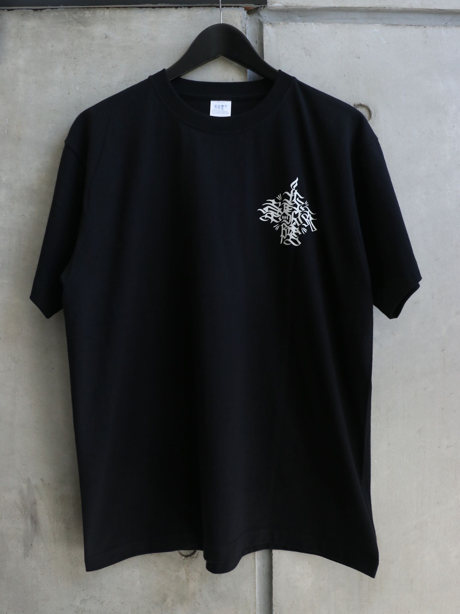 SKANDA S/S TEE (BLACK)
