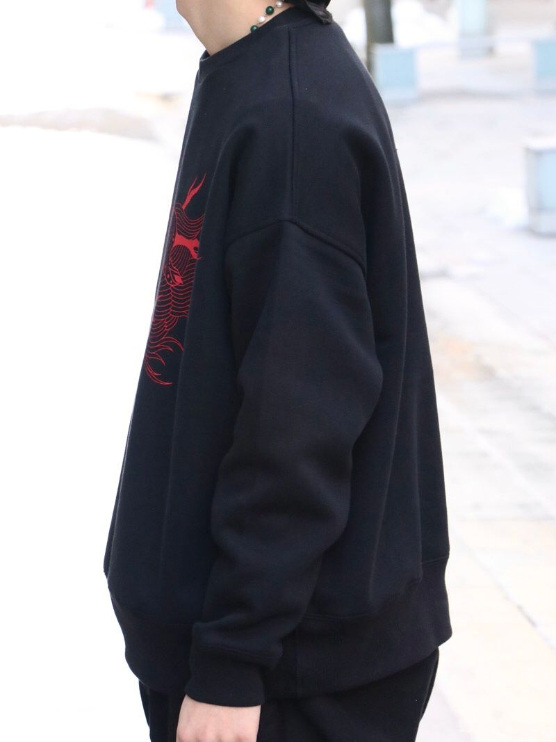 TRIVAL DRAGON SWEAT (BLACK)