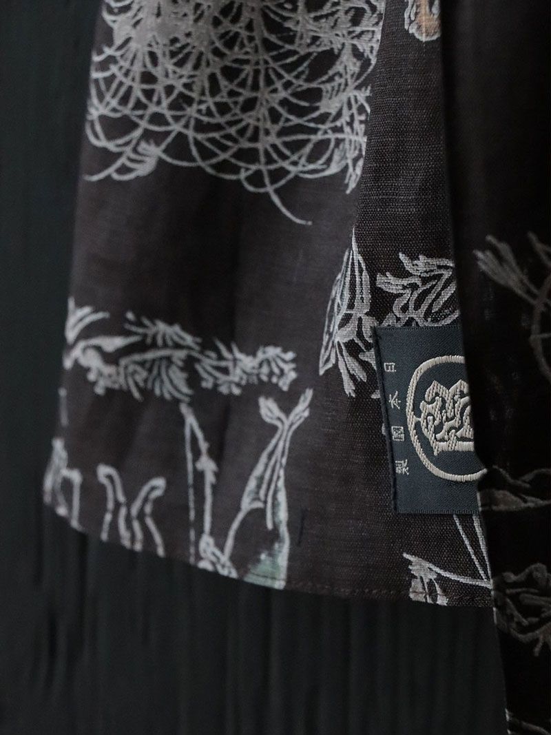 PLAYING ANIMAL” LONG SCARF (MIDNIGHT BLACK)