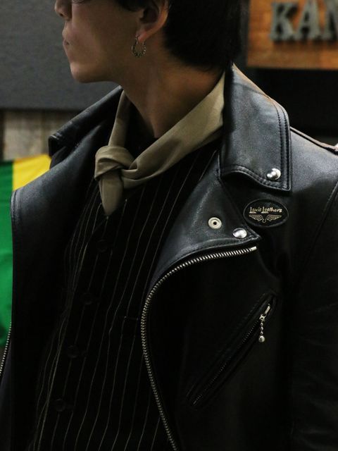 "大事な時にキメる" フォーマルとLewis Leathersの組み合わせ