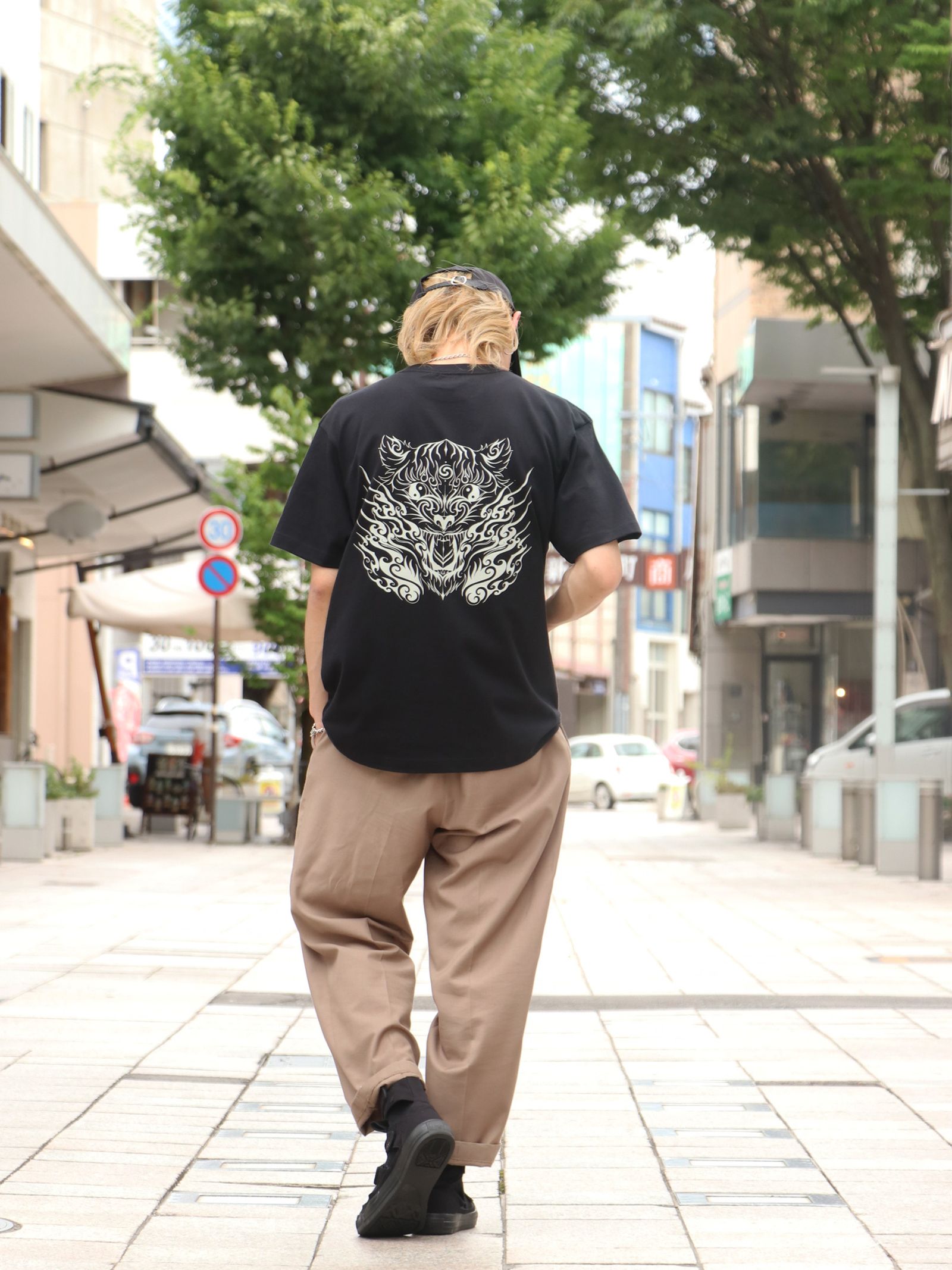 トライバル タイガーTシャツ (ブラック) / TRIBAL TIGER TEE