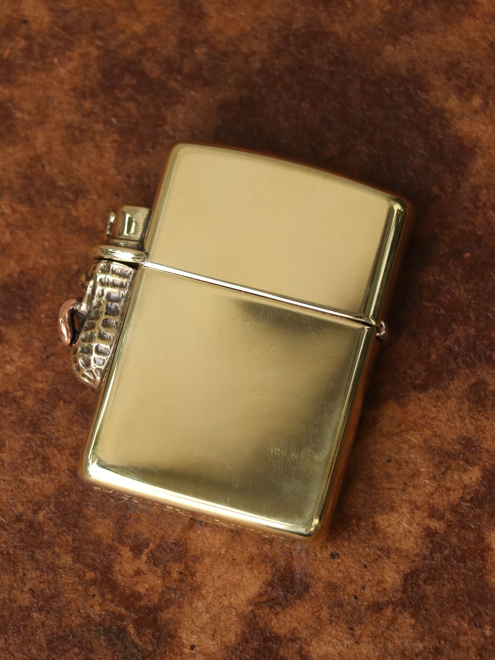 PEANUTS & CO. - BERO PEANUTS ZIPPO (BRASS) | SKANDA