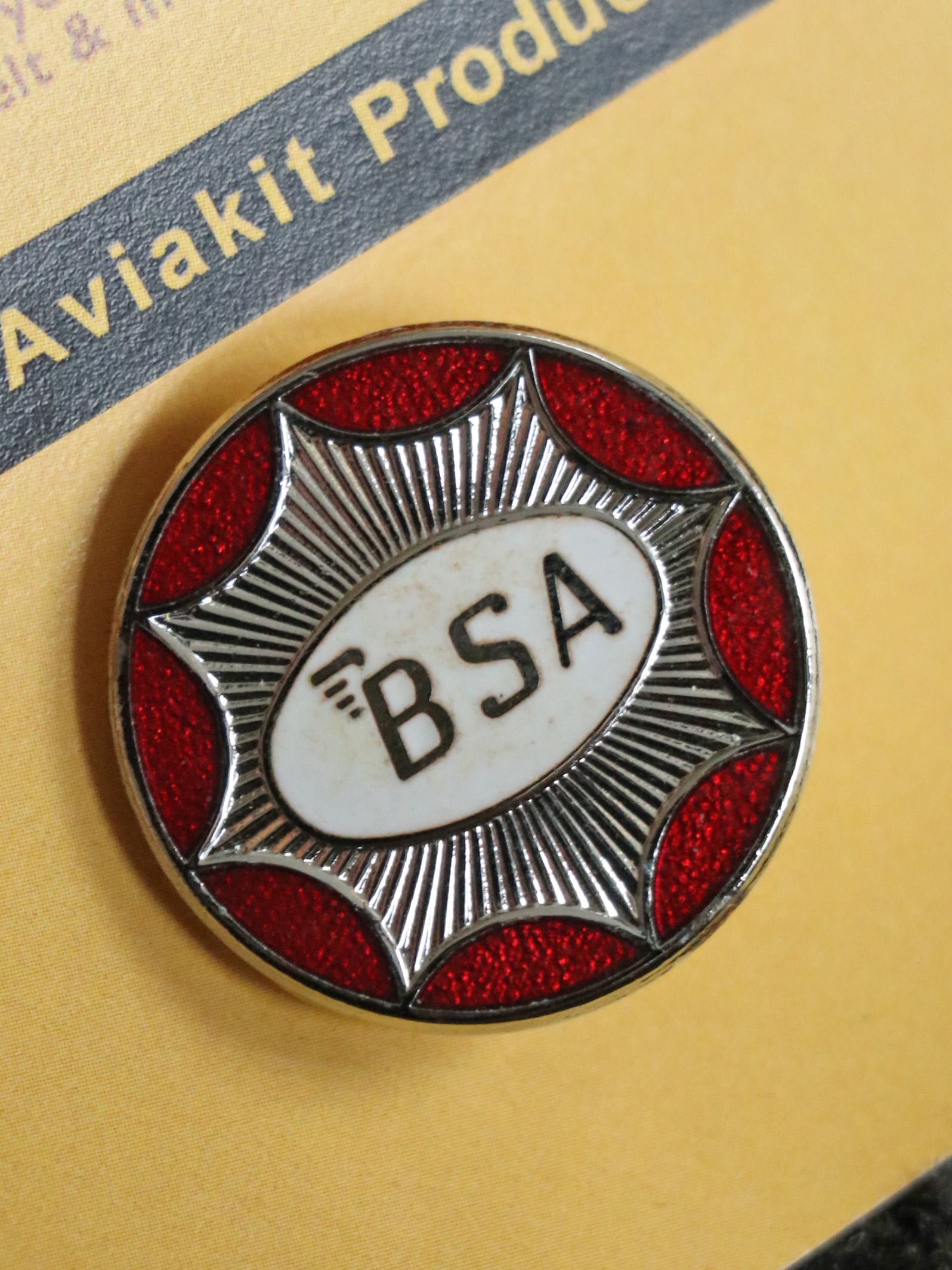"BSA STAR ROUND" BADGE