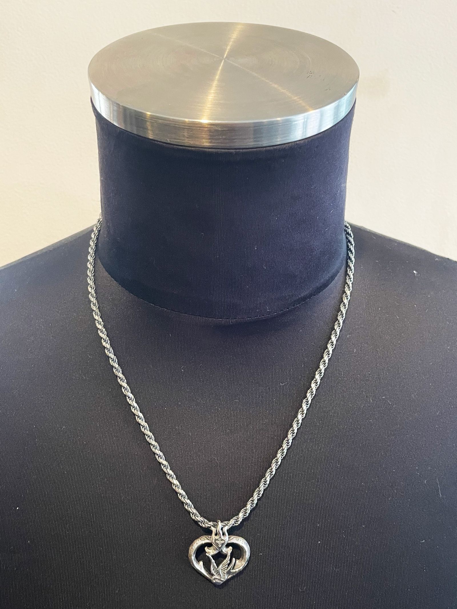 SWALLOW & HEART NECKTOP (SILVER925)