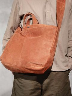 【PEANUTS&CO. x ACVM】 PIG SUEDE NEWS PAPER BAG (LIGHT BROWN)