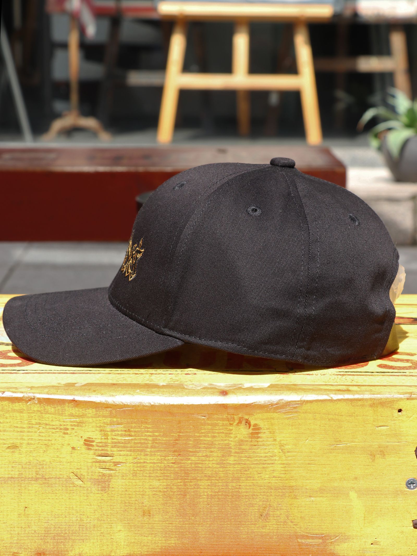 SKANDA カーブバイザーミドルキャップ(ブラック) / SKANDA CURVE VVISOR MIDDLE CAP (BLACK)