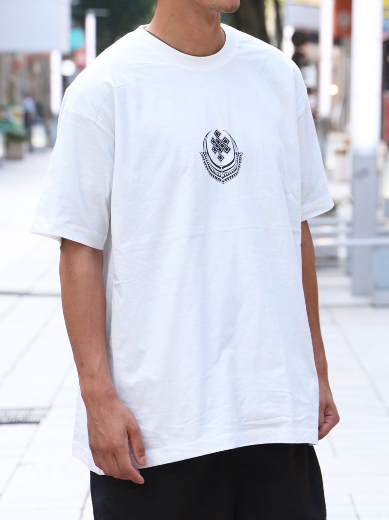 "SOLUA" EMIT ENERGY TEE (NATURAL)