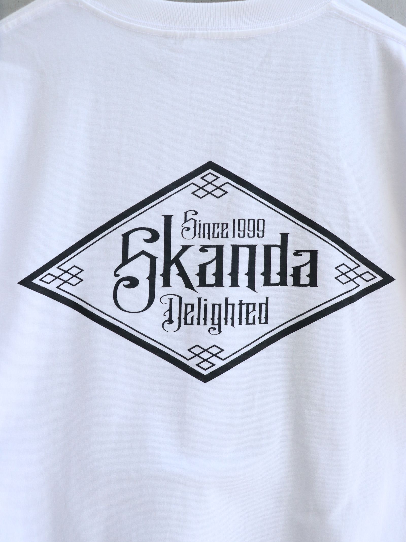 SKANDA S/S TEE (WHITE)