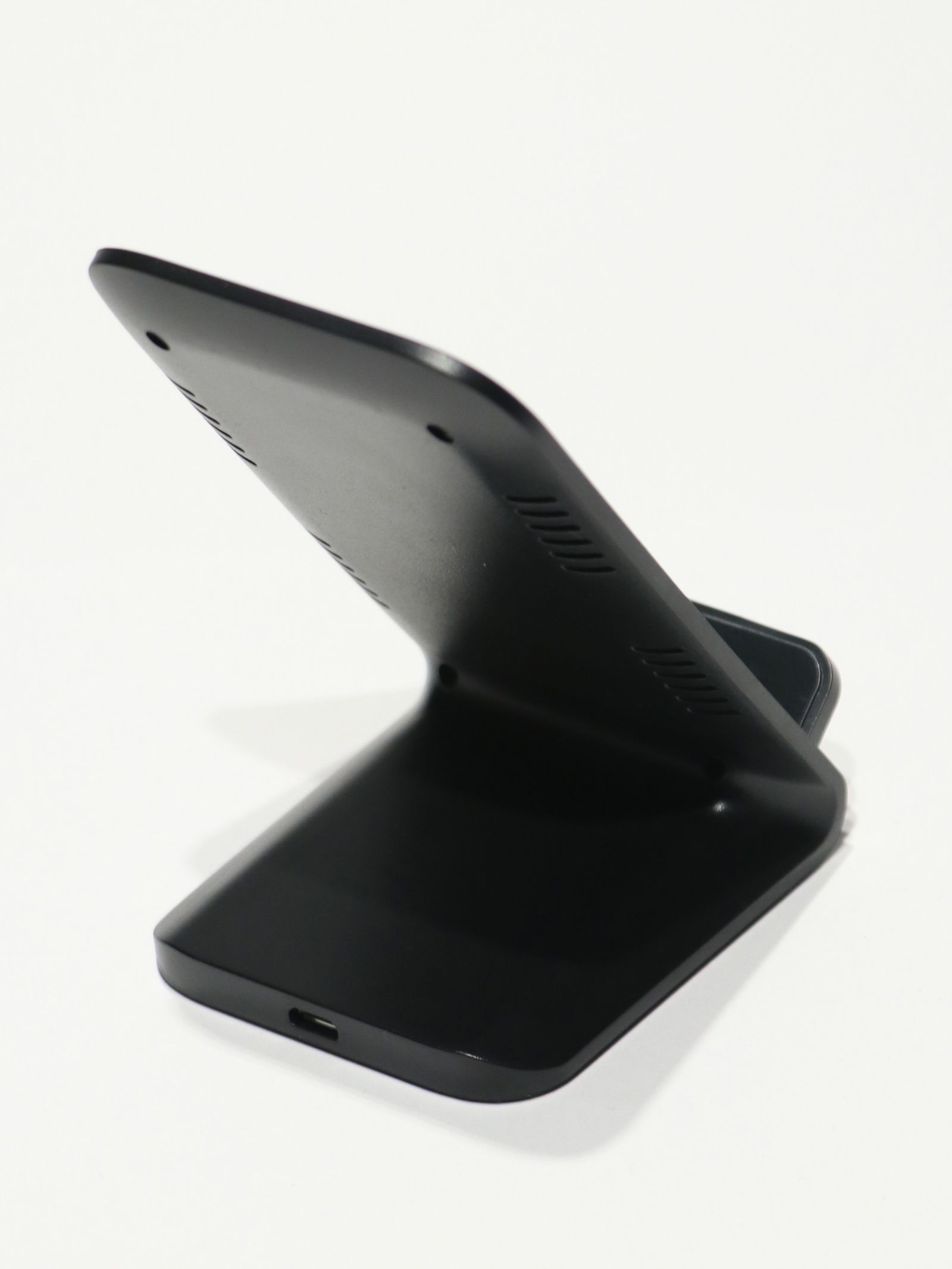 SKANDA モバイルチャージャー / SKANDA MOBILE CHARGER