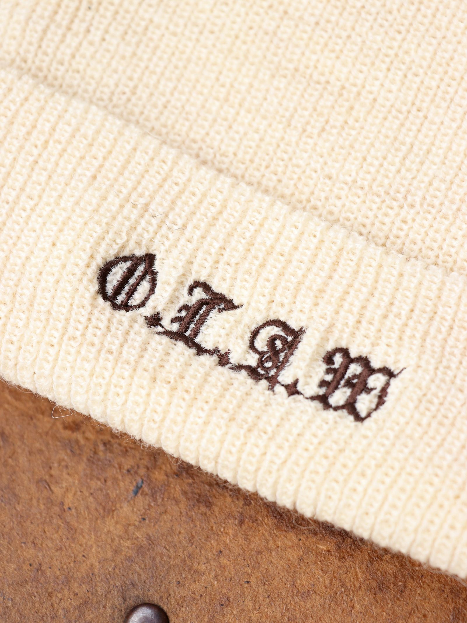 O.L.A.W EMBROIDERY KNIT CAP (NUTURAL)