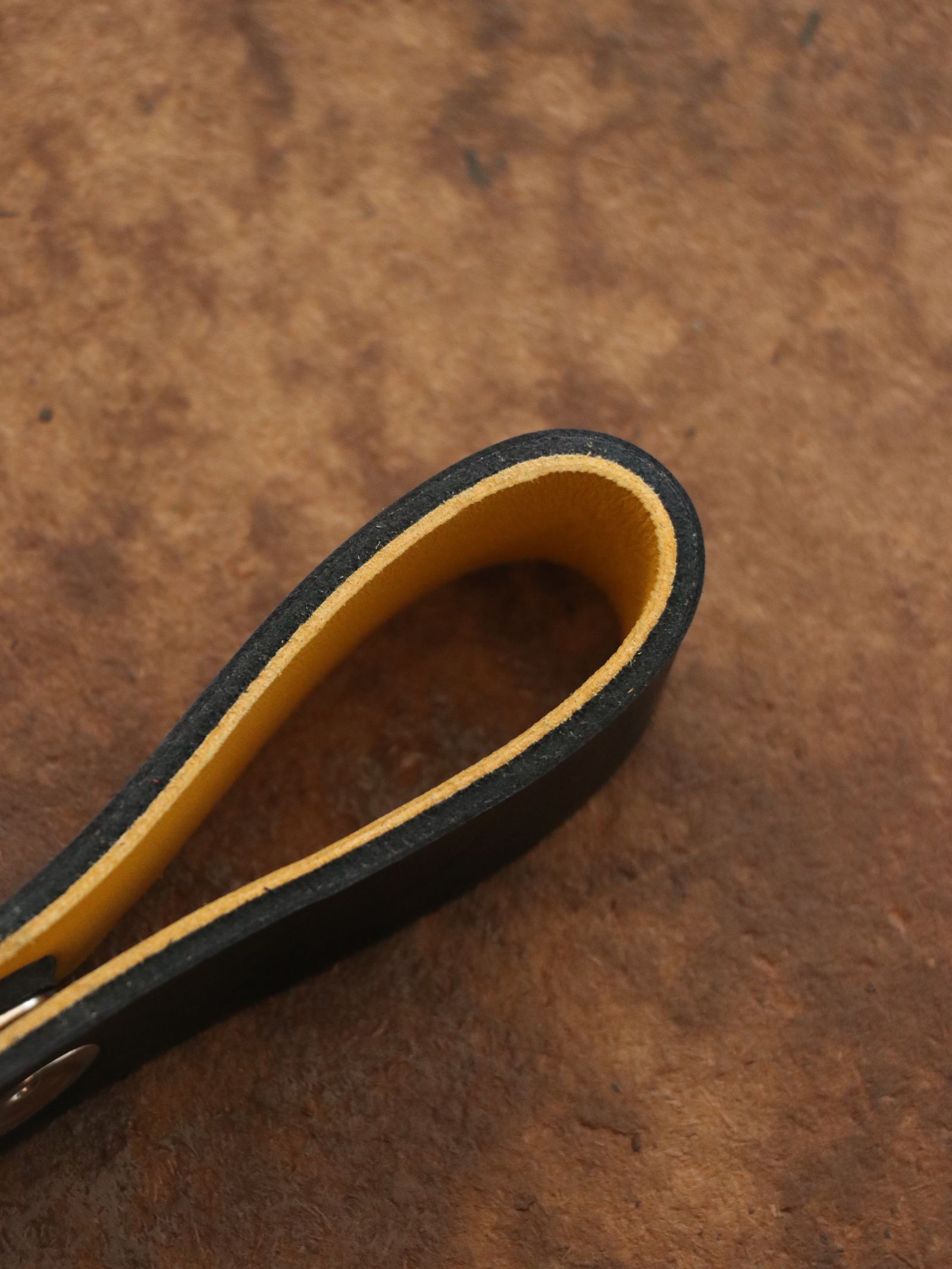 【限定発売】LEWIS LEATHERS BELT LOOP KEYRING MK2 (BLACK×YELLOW)
