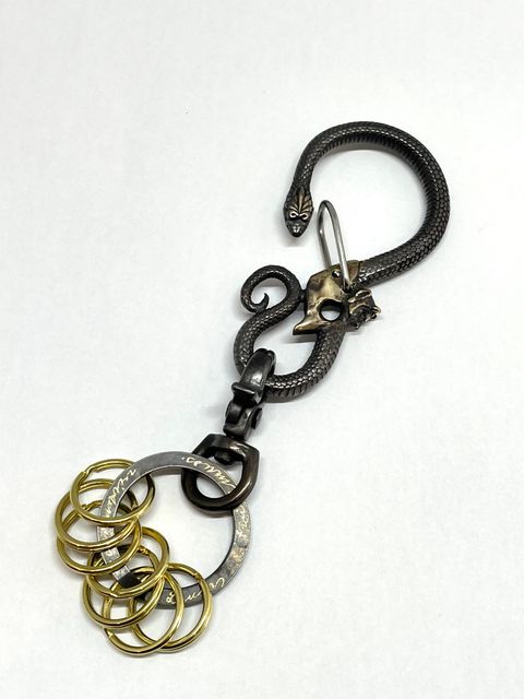 BLACKSNAKE & DEVIL KEYHOLDER(BRASS)